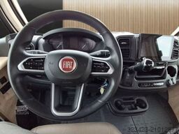 EURAMOBIL Integra Line IL 720 EF Solar/Dachklima/Mark/Navi