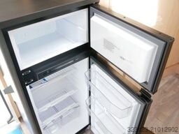 SUNLIGHT Adventure T Ford 680 TV/SAT/Navi/Solar/Markise