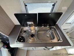 BÜRSTNER Lineo T 700 *Automatik*Navi/RFK*Solar*Markise*