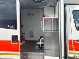 MERCEDES-BENZ Sprinter Rettungswagen