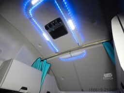 FREIGHTLINER Cascadia, 3-Achser