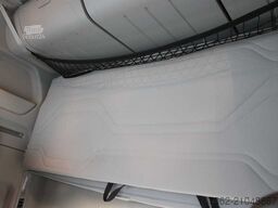 FORD F-MAX 500, EURO 6, NAVIGATION, SEC. AIR CONDITI.