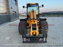 JCB TM220 40km/h