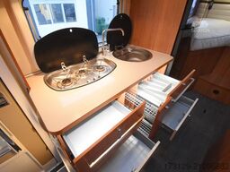 EURAMOBIL A 770 EB TERRESTRA EINZELBETTEN SAT+TV 3SOLA AHK