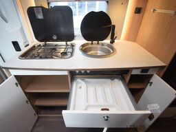 CARADO A 464 AUTOMATIK+160PS +TV SOLAR MAXXVAN