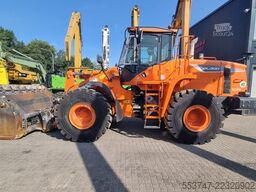 Doosan Develon DL300-5
