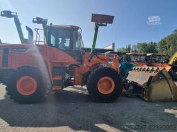 Doosan Develon DL300-5