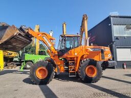 Doosan Develon DL300-5