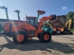 Doosan Develon DL300-5