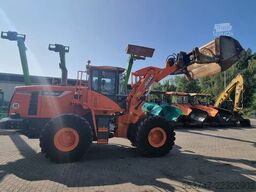Doosan Develon DL300-5