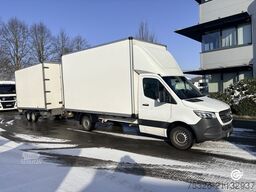 MERCEDES-BENZ 319 CDI Koffer Ladebordwand mit Anhänger