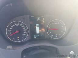 MERCEDES-BENZ 319 CDI Koffer Ladebordwand mit Anhänger