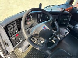 Scania R 730 8x4*4 CARRIER SUPRA / BOX L=7637 mm / RET...