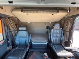 Scania R 730 8x4*4 CARRIER SUPRA / BOX L=7637 mm / RET...