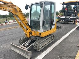 Takeuchi Tb 228