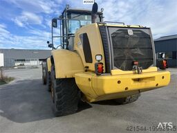New Holland w270B
