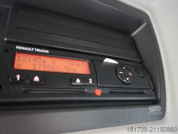 Renault D16 / NEW Tow truck 7.7 m / 170 tho. km