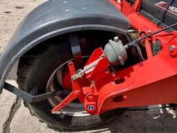 Kuhn Merge Maxx 950 - Bandschwader