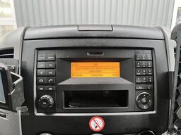 Mercedes-Benz Sprinter 513 CDI 130pk DC Laadkraan Hiab 017T A...