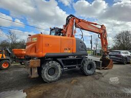 HITACHI ZX 140 W