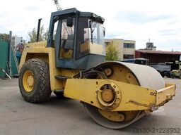 BOMAG BW 213 D-2 - Nr.: 925