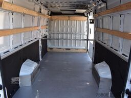 FIAT Ducato 2.2 MJ Auffahrrampe