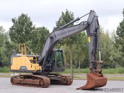 Volvo EC250E NL | QUICK COUPLER | BUCKET