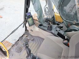 Volvo EC250E NL | QUICK COUPLER | BUCKET
