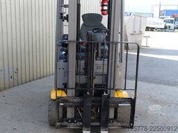 Jungheinrich EFG 220 330ZZ