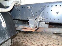 Mercedes-Benz Axor 1829 + euro 5 + lift + manual
