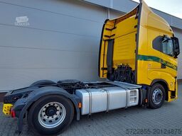 IVECO S-WAY