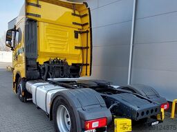 IVECO S-WAY