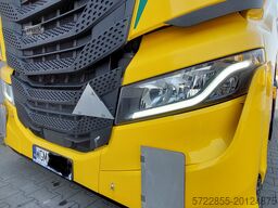 IVECO S-WAY