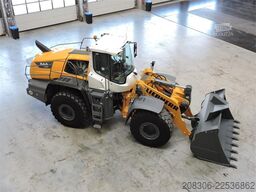 LIEBHERR L566 Xpower