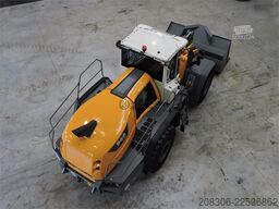 LIEBHERR L566 Xpower
