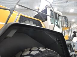 LIEBHERR L566 Xpower