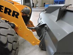 LIEBHERR L566 Xpower