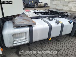 Mercedes Actros 1842 Actros 4X2 GigaSpace NL-Truck Mega ...