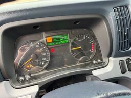 FUSO Canter 7C15 Koffer mit Ladebordwand