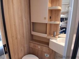 EURAMOBIL Profila T 695 EB *SAT+TV/Rahmenfenster/Solar*