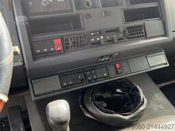 Renault M 230 Midliner (LAMES / STEEL SUSP. / MANUAL PU...