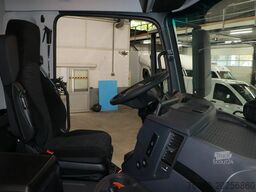 Mercedes-Benz eActros 300L 6x2