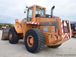 Case 821B