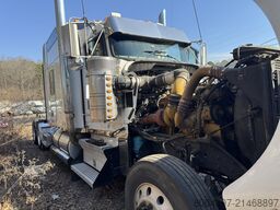 Kenworth W900L