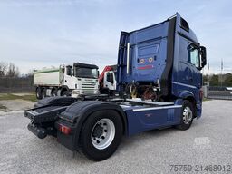 Mercedes-Benz Actros 1853 ADR Euro 6 Retarder Spoiler