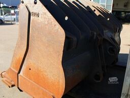 LIEBHERR Schaufel 5,5 m³ für einen L586