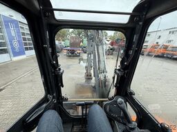 Bobcat E55 MINIKOPARKA GĄSIENNICOWA