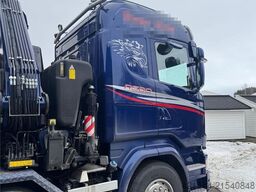 Scania R580 8x2 crane truck – 80 t/m Fassi crane with jib