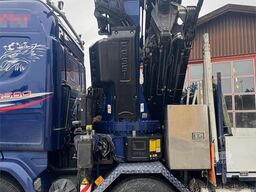 Scania R580 8x2 crane truck – 80 t/m Fassi crane with jib