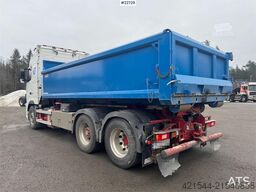 Volvo FH460 6x2 hook truck with Multilift hook.